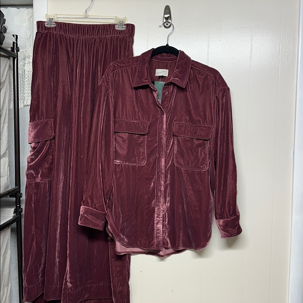 Universal Thread Maroon Velour Top and Wide leg pants set